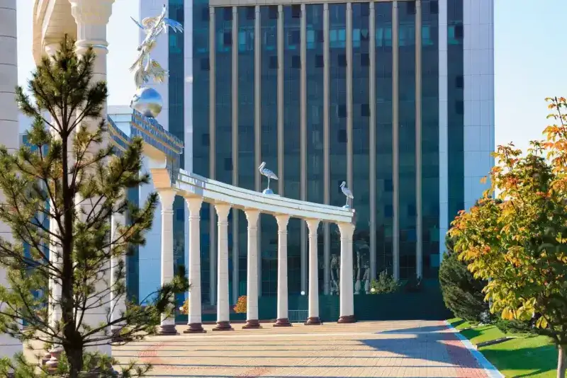 Uzbekistan with Nukus Tour